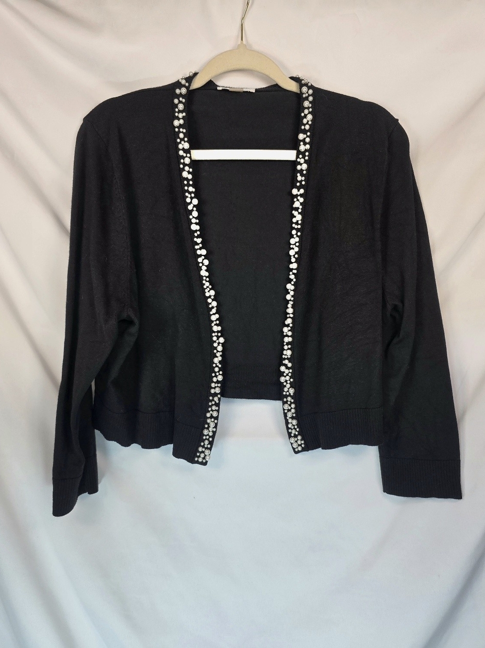 Calvin Klein Black Cropped Shrug Cardigan Sz M Pearl Trim Elegant Coquette Regal